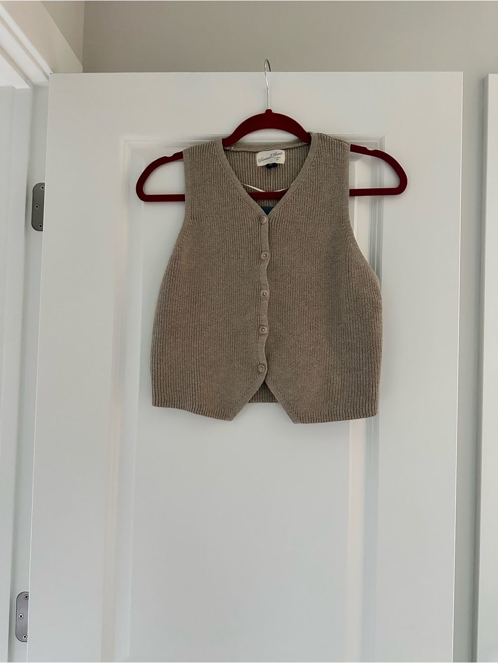 Universal Thread Beige Knit Button-Front Tank Top
